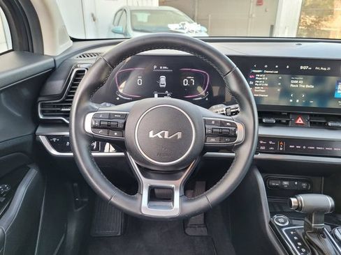 Certified 2024 Kia Sportage EX FWD image 18