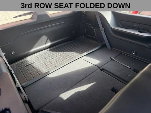 Used 2023 Jeep Wagoneer 4WD w/ Mopar Step-Up Package image 8