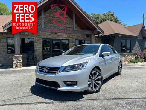 Used 2015 Honda Accord Sport image 1