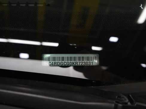 Used 2019 Dodge Grand Caravan SXT w/ Rear Park Assist Package FWD image 33