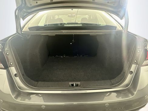 Used 2025 Nissan Versa SV FWD image 28
