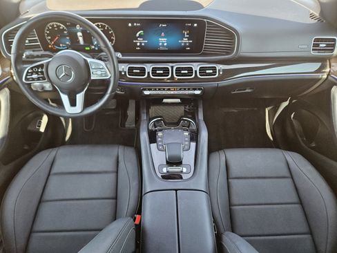 Used 2023 Mercedes-Benz GLS 450 4MATIC image 18