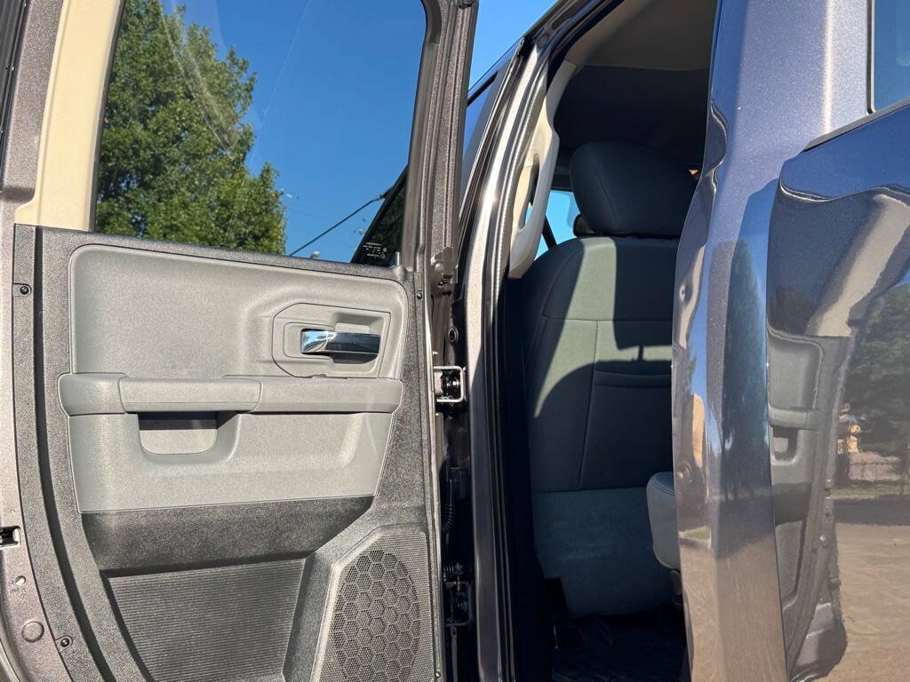 Used 2016 RAM 1500 Big Horn RWD image 22
