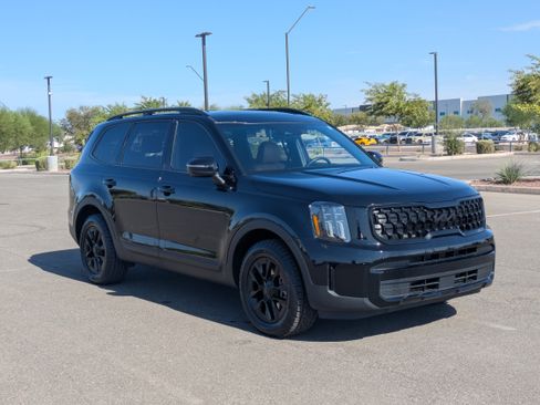 Certified 2025 Kia Telluride AWD image 7