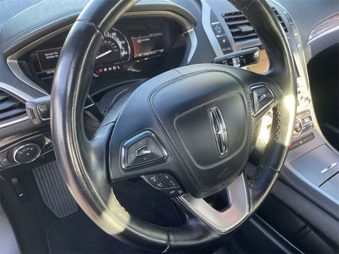 Used 2019 Lincoln MKZ Reserve w/ Reserve Plus Package image 20