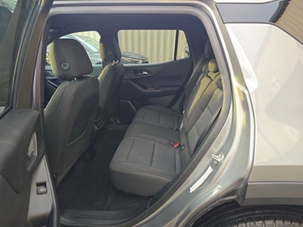 Used 2026 Chevrolet Equinox LT AWD/4WD image 15