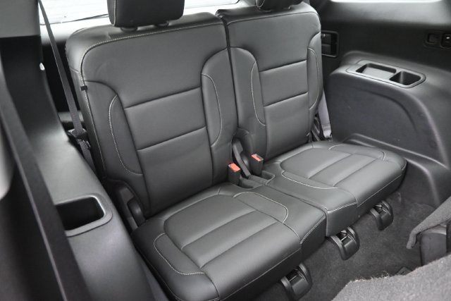 Used 2017 GMC Acadia SLT FWD image 14