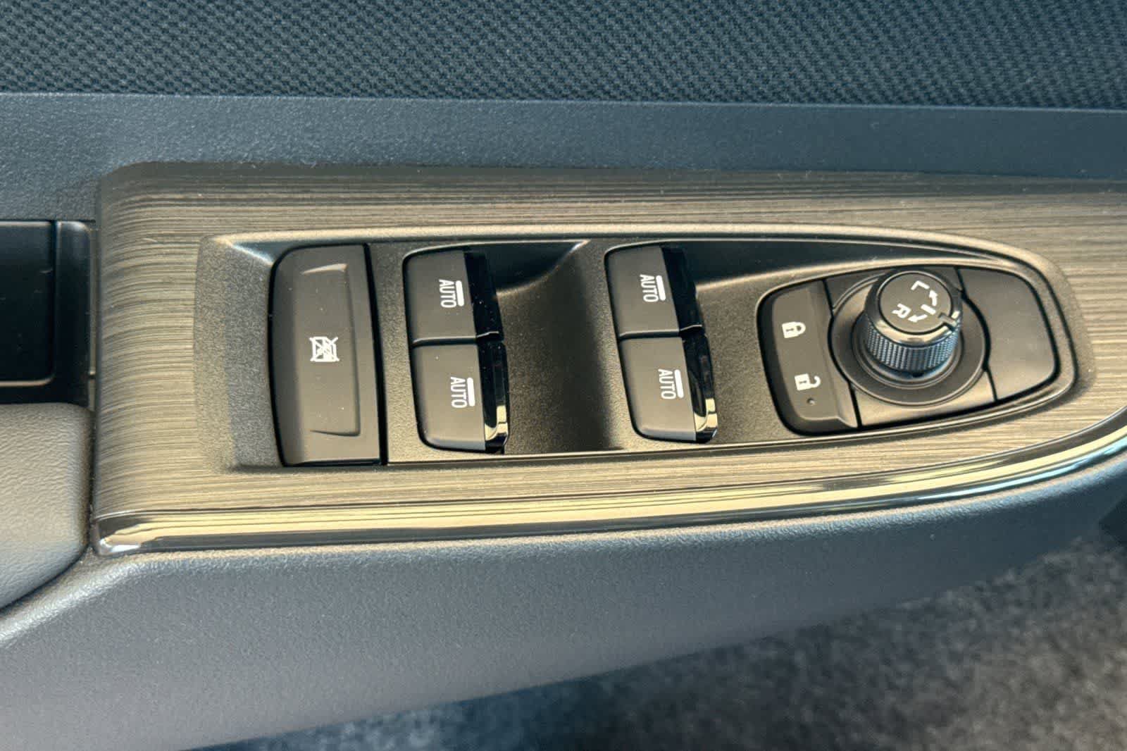 New 2026 Subaru Outback Limited AWD/4WD image 13