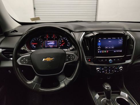 Used 2020 Chevrolet Traverse LT FWD image 22