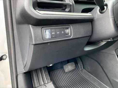 New 2026 Chevrolet Traverse LT w/ Sun and Wheel Package image 32