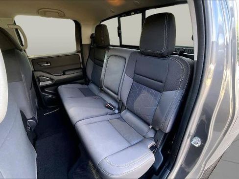 Certified 2025 Nissan Frontier SV w/ SV Convenience Package RWD image 19