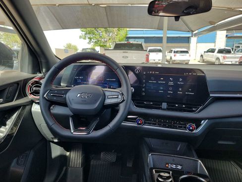 New 2026 Chevrolet Equinox RS w/ LPO, Floor Liner Package FWD image 14