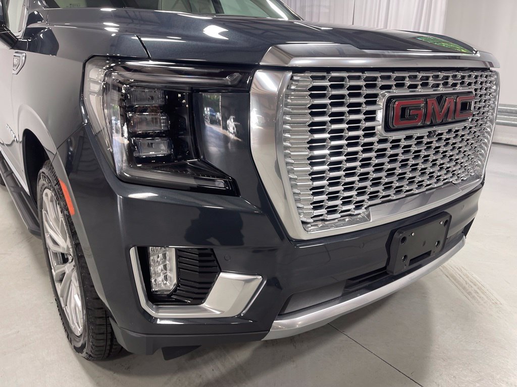 Used 2021 GMC Yukon Denali w/ LPO, Illumination Package AWD/4WD image 11