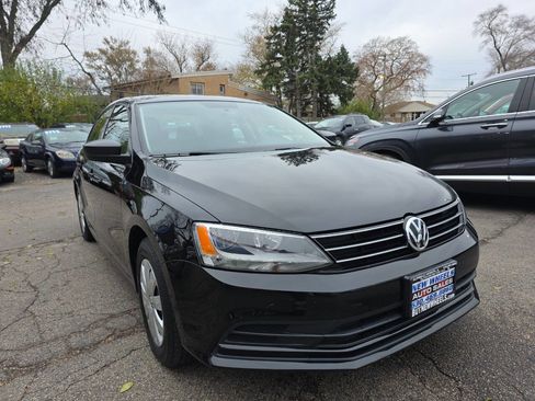 Used 2016 Volkswagen Jetta S image 5
