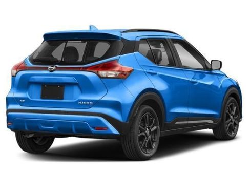 Used 2024 Nissan Kicks SR FWD image 3
