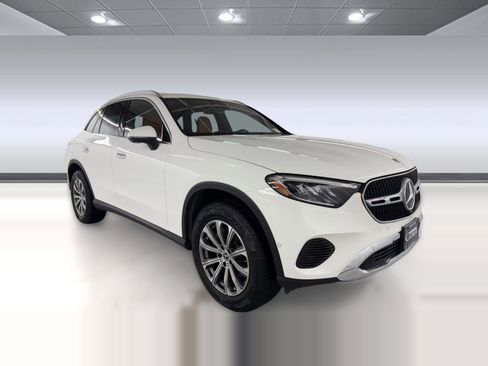 Certified 2026 Mercedes-Benz GLC 300 image 7