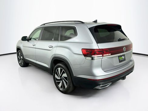 Used 2026 Volkswagen Atlas SE FWD image 5