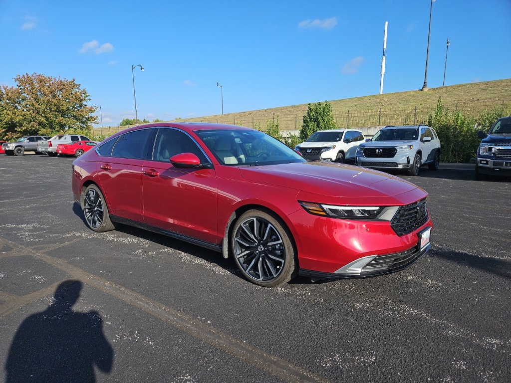 Used 2025 Honda Accord Touring image 7