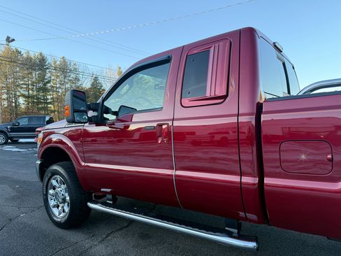 Used 2014 Ford F350 Lariat image 8