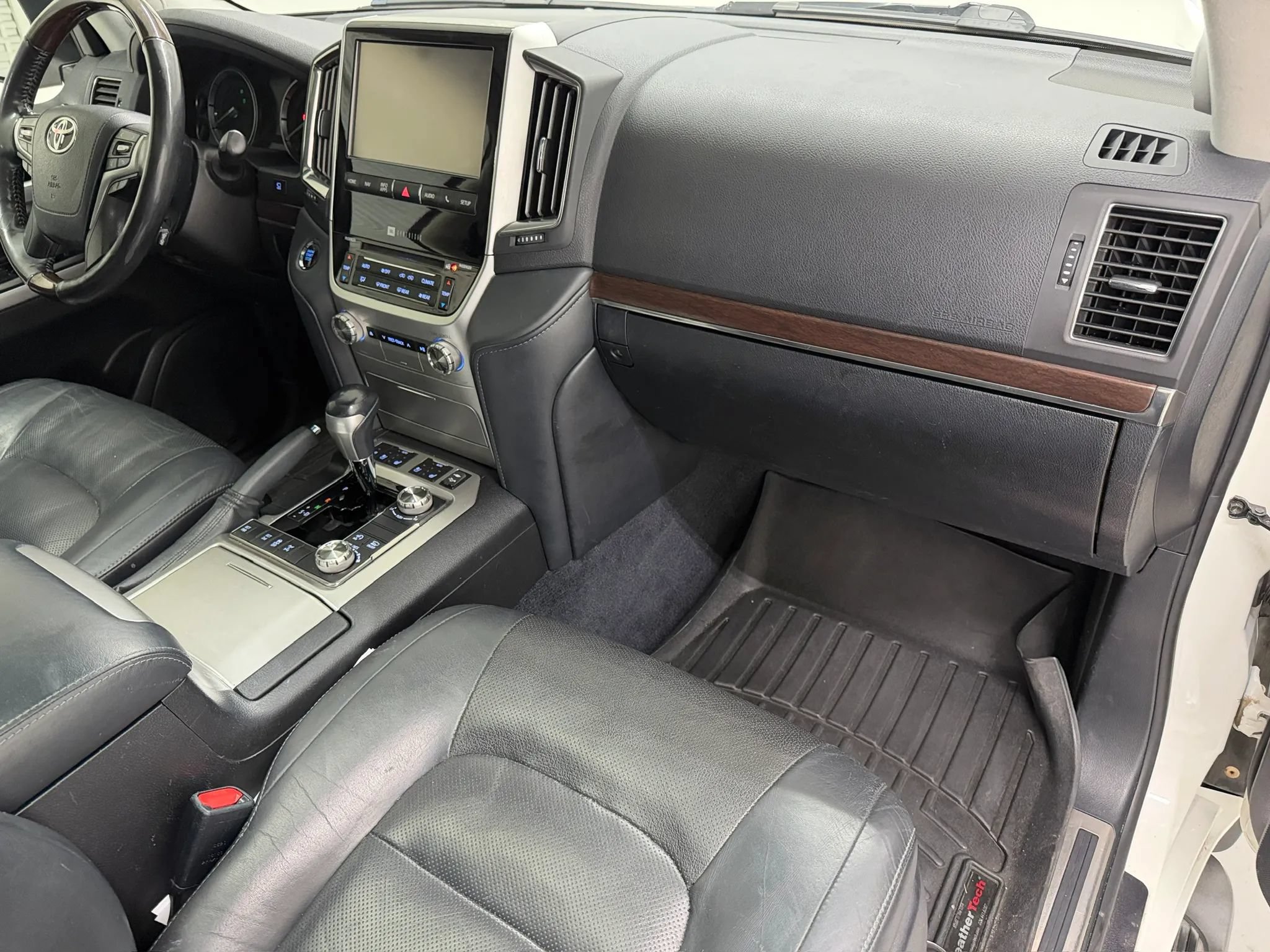 Used 2018 Toyota Land Cruiser AWD/4WD image 59
