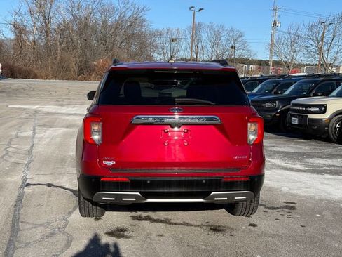 Used 2023 Ford Explorer XLT w/ Equipment Group 202A image 27