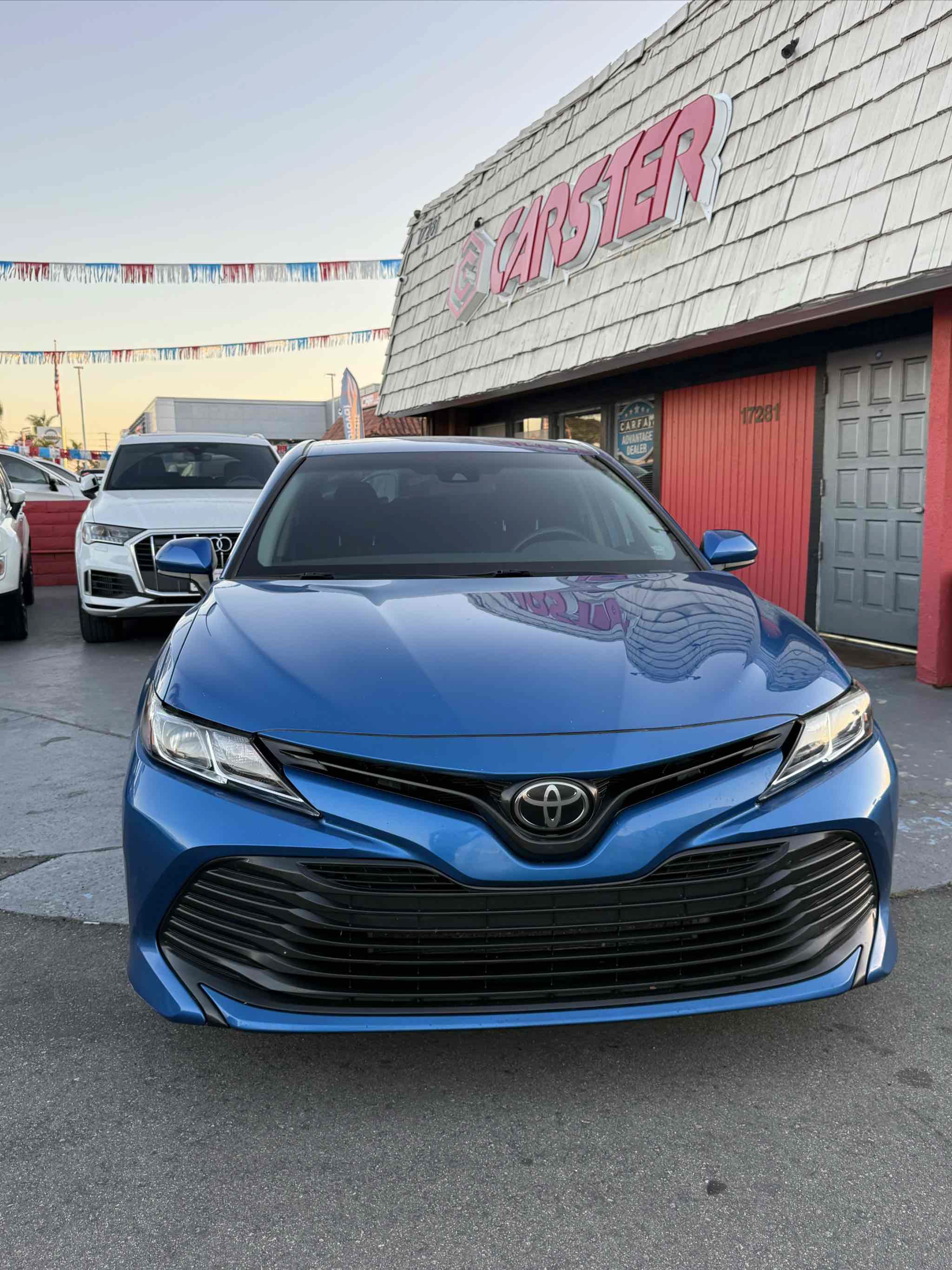 Used 2020 Toyota Camry LE w/ Carpet Mat Package FWD image 3