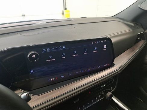 Used 2025 Chevrolet Tahoe LT w/ Comfort Package image 12