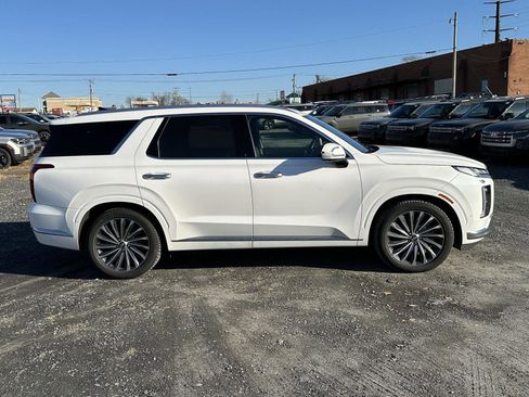 Used 2023 Hyundai Palisade Calligraphy w/ Cargo Package image 9