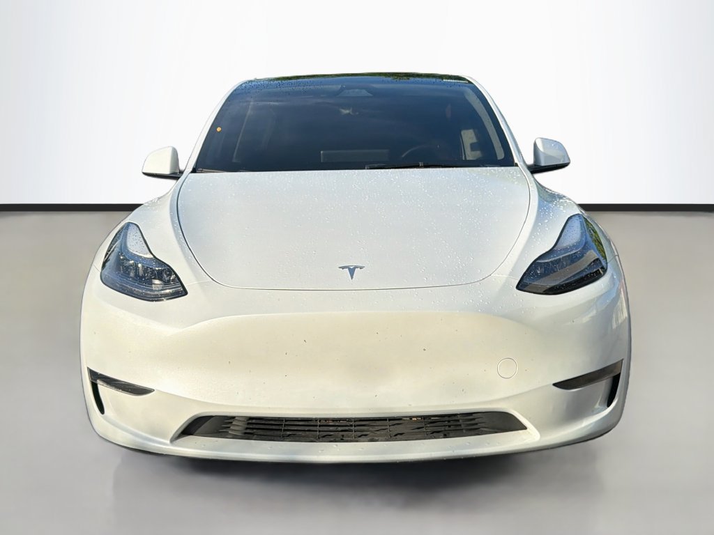 Used 2025 Tesla Model Y Long Range RWD image 2