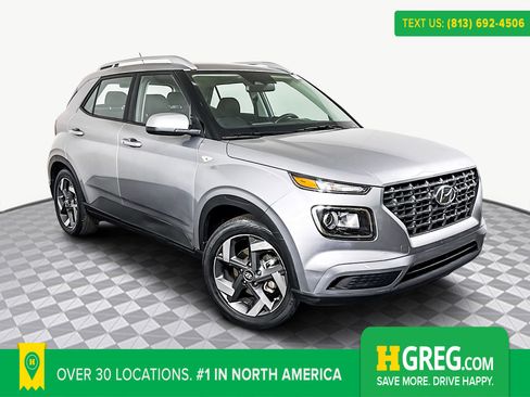 Used 2024 Hyundai Venue SEL image 1