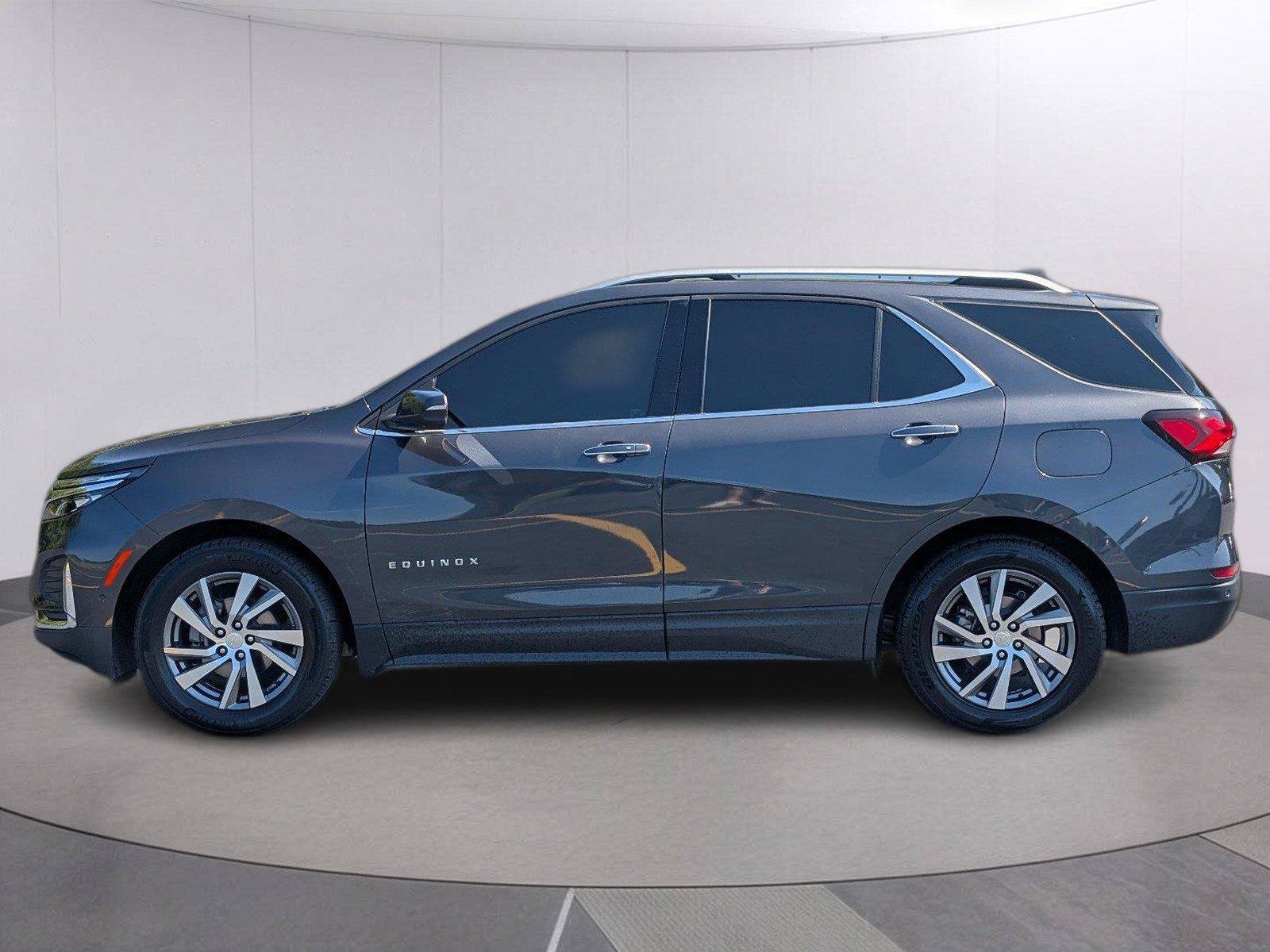 Used 2022 Chevrolet Equinox Premier FWD image 2
