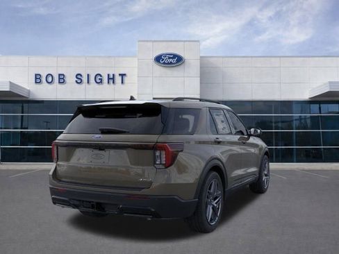 New 2026 Ford Explorer ST-Line w/ ST-Line Street Pack image 11