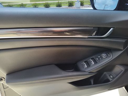 Certified 2022 Honda Accord Sport image 19
