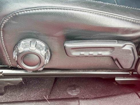 Used 2020 Jeep Gladiator Overland image 20