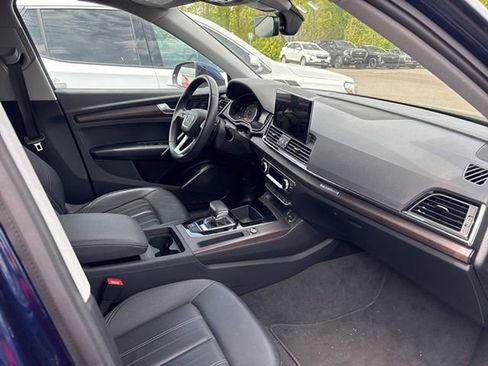 Used 2023 Audi Q5 2.0T Premium w/ Convenience Package AWD/4WD image 7