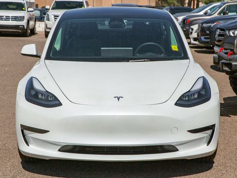 Used 2023 Tesla Model 3 Standard Range RWD image 3
