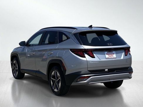 Used 2025 Hyundai Tucson SEL FWD image 4