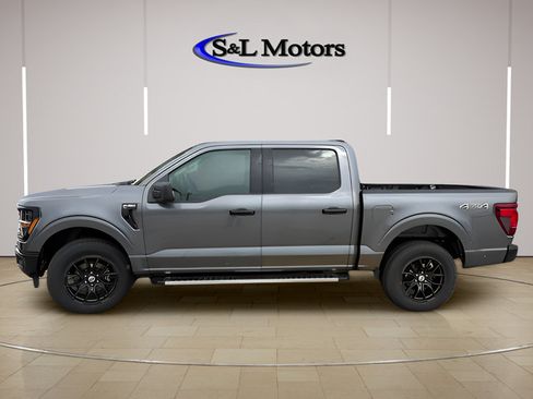 Used 2025 Ford F150 XLT w/ Equipment Group 301A Standard AWD/4WD image 7