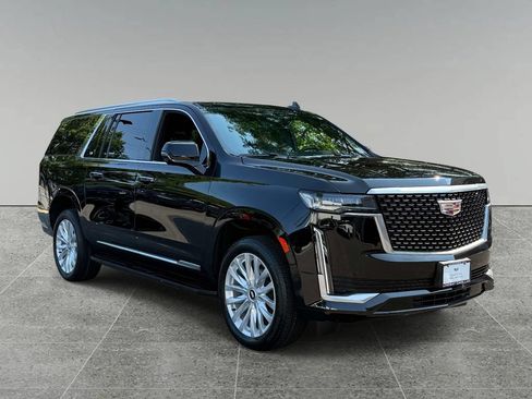 Used 2023 Cadillac Escalade ESV Luxury AWD/4WD image 9