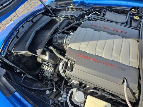 Used 2015 Chevrolet Corvette Stingray Coupe w/ 2LT Preferred Equipment Group image 13