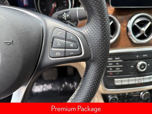 Used 2019 Mercedes-Benz GLA 250 image 17
