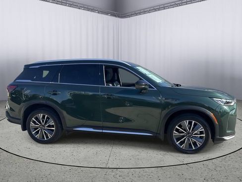 Certified 2026 INFINITI QX60 Luxe w/ Cargo Package AWD/4WD image 6