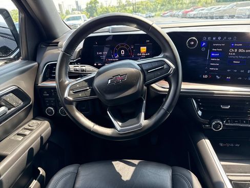 Certified 2025 Chevrolet Tahoe Z71 AWD/4WD image 12