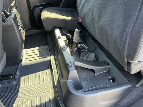 Used 2024 GMC Canyon Elevation w/ Convenience Package RWD image 19