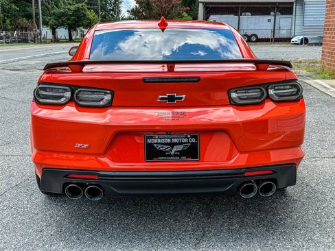 Used 2019 Chevrolet Camaro SS RWD image 24