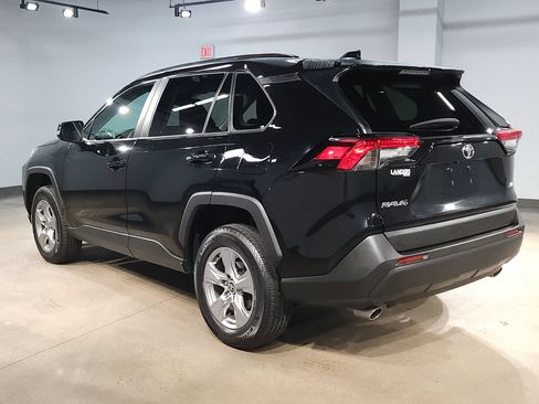 Used 2024 Toyota RAV4 XLE FWD image 5