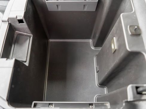 Used 2021 Chevrolet Silverado 1500 RST w/ Bed Protection Package image 36