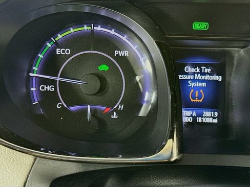 Used 2013 Toyota Avalon XLE Touring FWD image 14