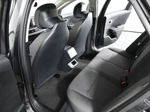 New 2026 Kia K4 LXS FWD image 13