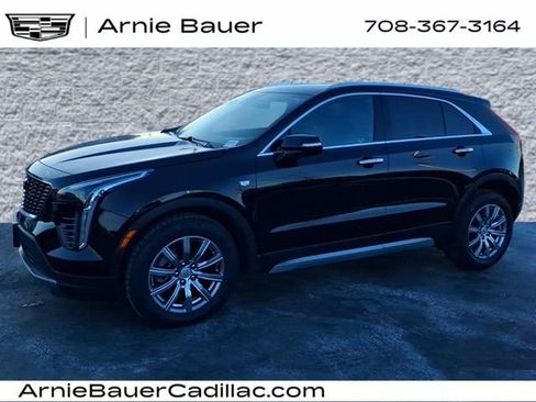Certified 2023 Cadillac XT4 Premium Luxury w/ Cold Weather Package image 11